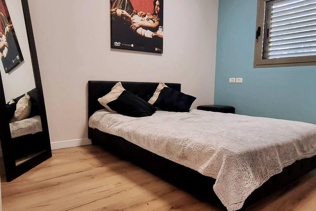 North /large W/ Pool,spa&gym Tel Aviv
