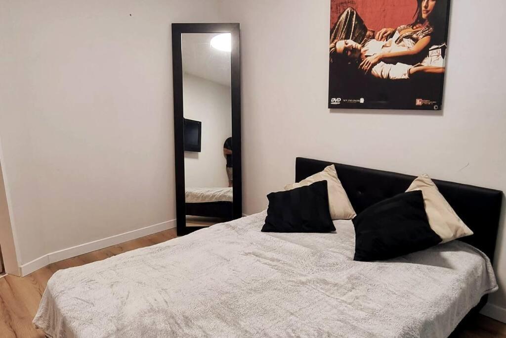 North /large W/ Pool,spa&gym Tel Aviv